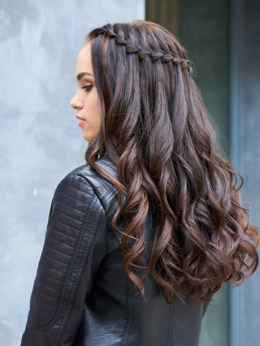 Hairstyle - volume curls ( hairstylist - Alona Dmytrenko)